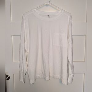 Lou & Grey white crewneck long sleeve women's top size XL.